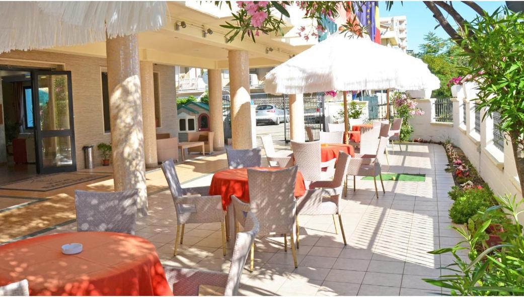 Hotel Excelsior Montesilvano Marina Exterior foto